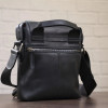 Сумка мужская Shvigel из кожи Crazy Horse на плечо с клапаном черная (SH0173black)